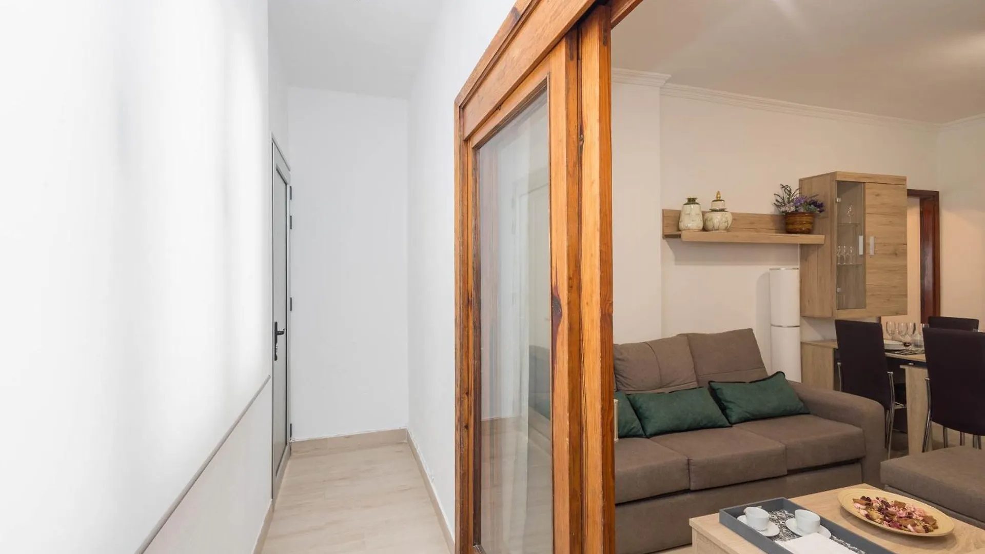 Cozy House Mesa Y Lopez-1Br & Courtyard Apartment Las Palmas de Gran Canaria