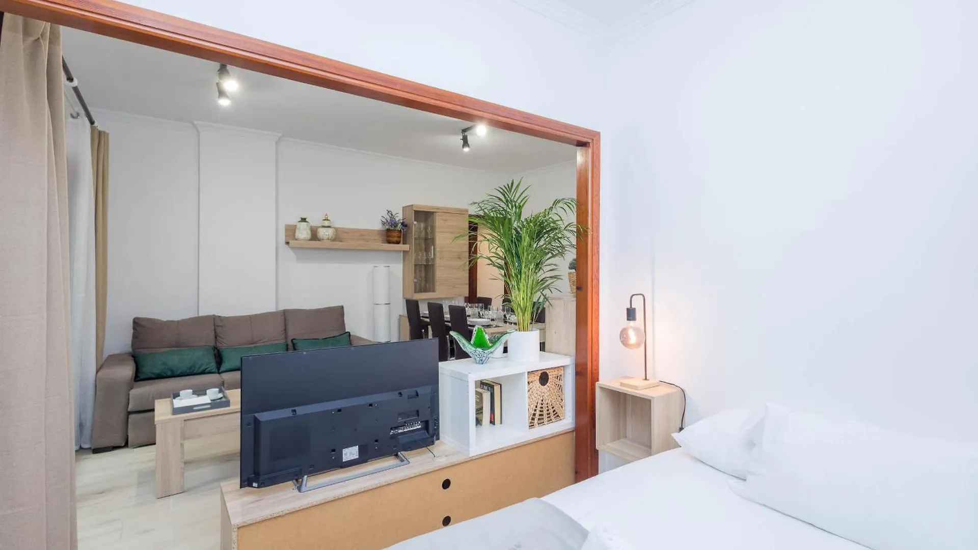 Cozy House Mesa Y Lopez-1Br & Courtyard Apartment Las Palmas de Gran Canaria