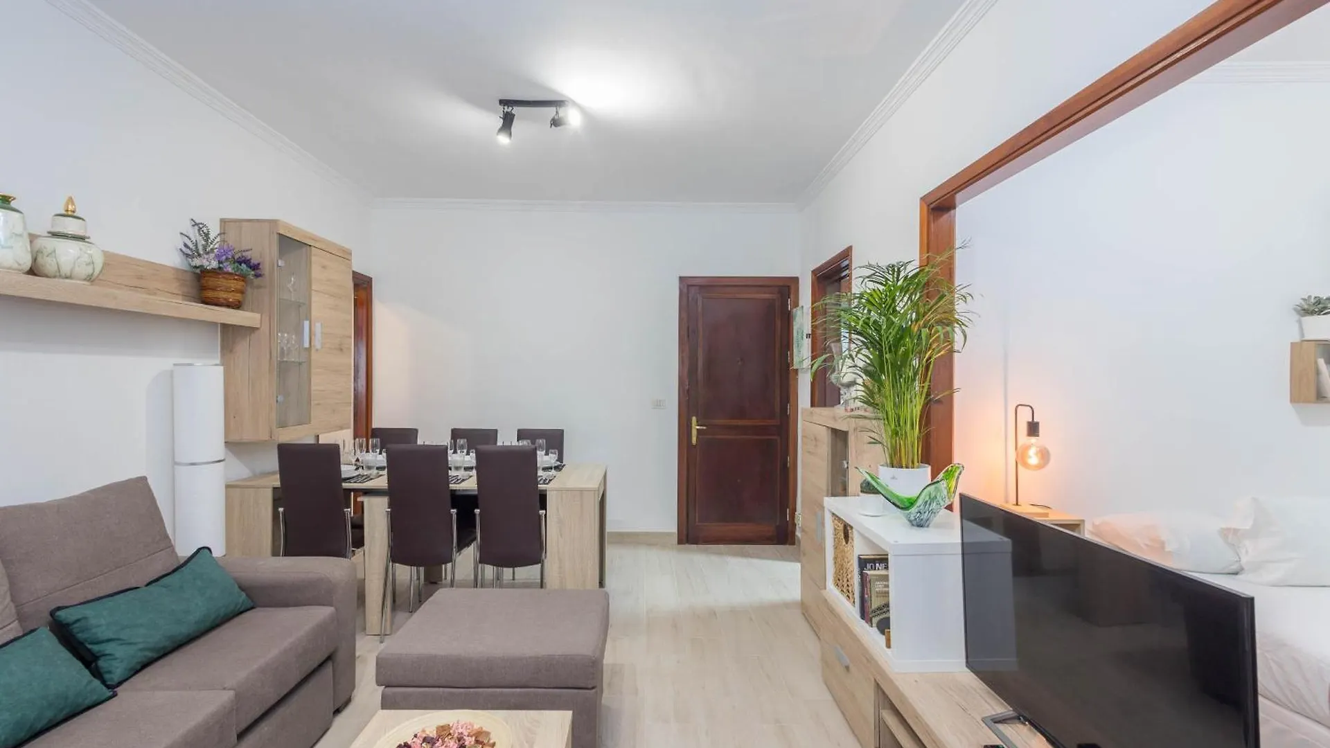 Cozy House Mesa Y Lopez-1Br & Courtyard Apartment Las Palmas de Gran Canaria