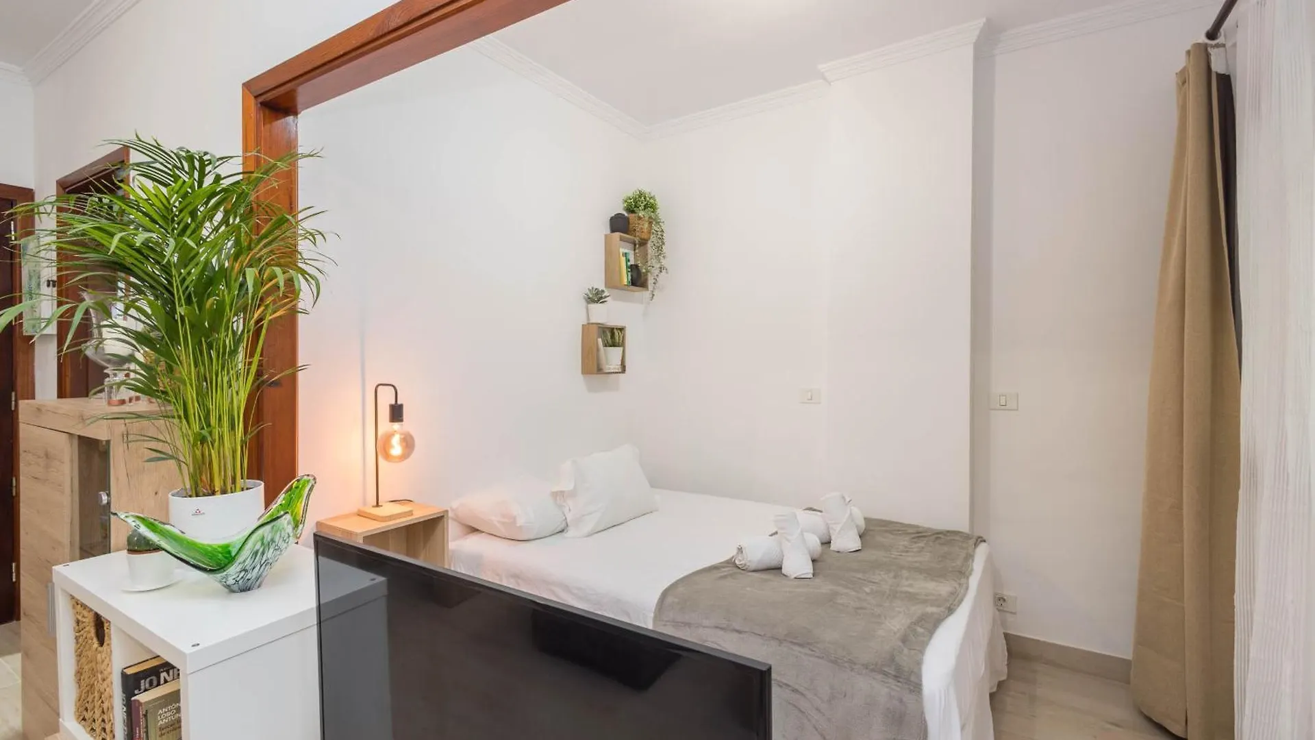 Cozy House Mesa Y Lopez-1Br & Courtyard Apartment Las Palmas de Gran Canaria